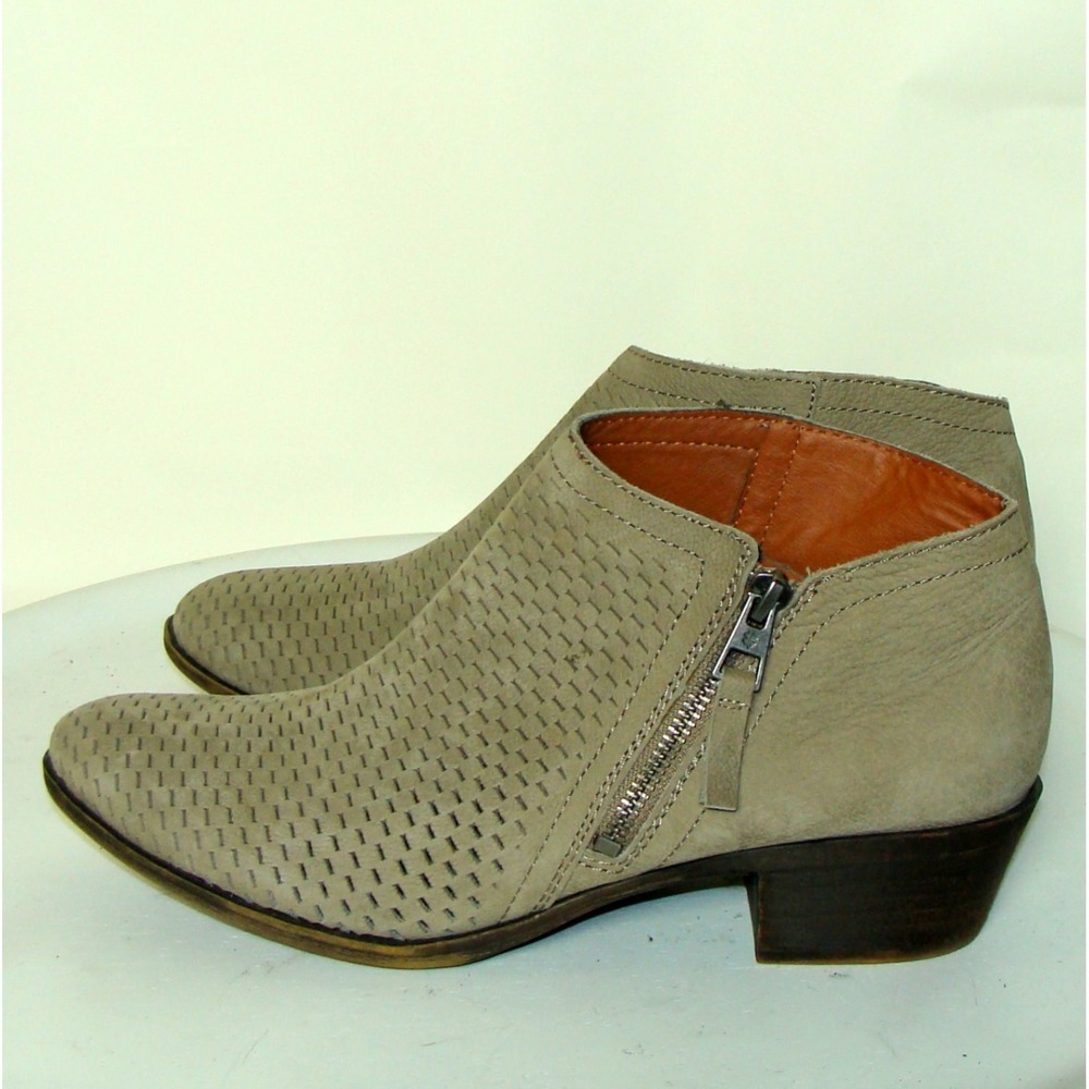 Lucky Brand LK Brielley Taupe Beige Suede Ankle BOOTS Booties Size 9.5M   DB5